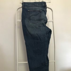 Tommy Hilfiger boyfriend cut jeans